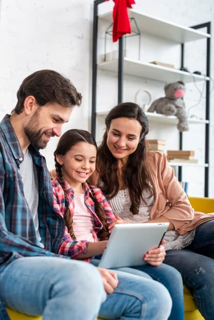 Familia protegida por los servicios de seguridad de SAYSE